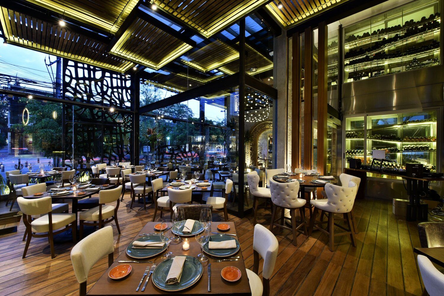 Polanco for Foodies: The Best Restaurants Within Walking Distance of FlowSuites Polanco