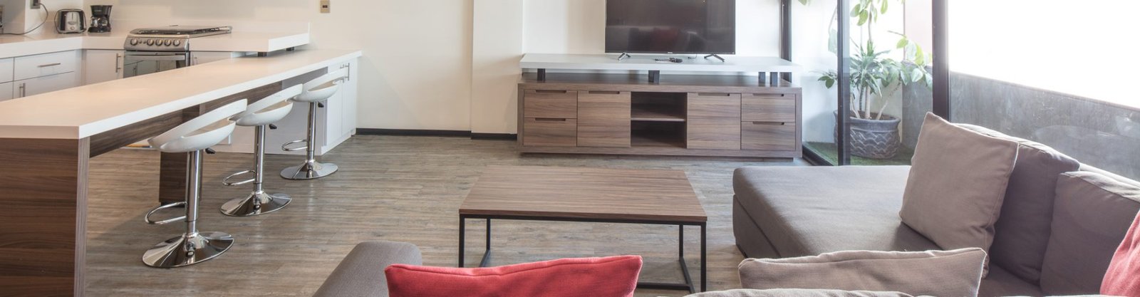 Penthouse (5)