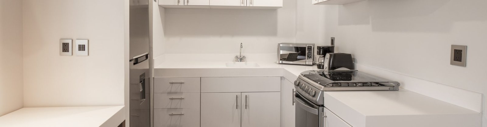 TWIN KITCHEN